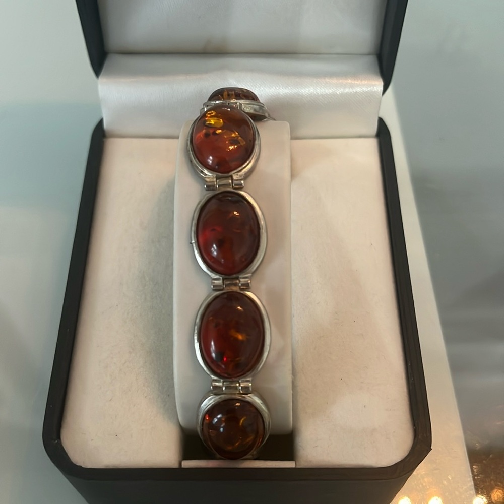 OVAL AMBER BEADS IN STERLING SILVER BRACELET